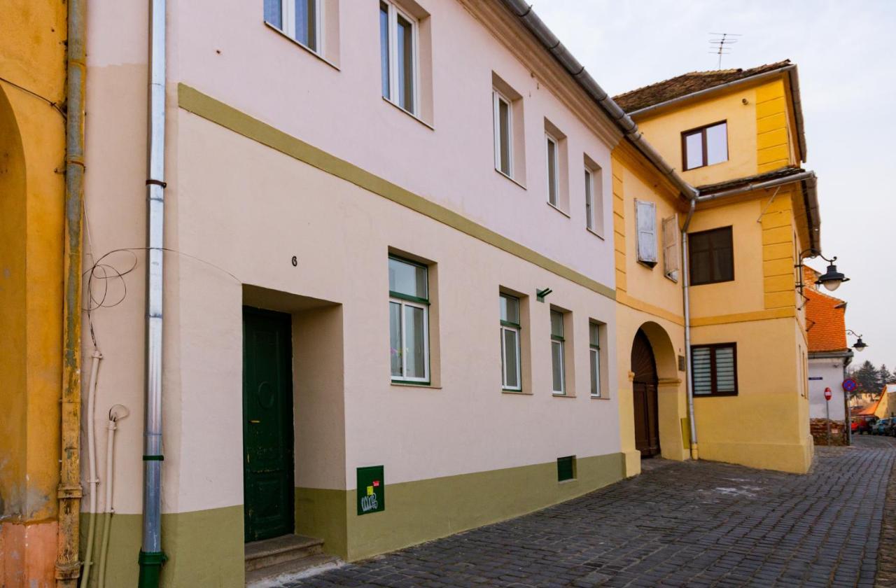 Stone Way Apartment Sibiu Esterno foto