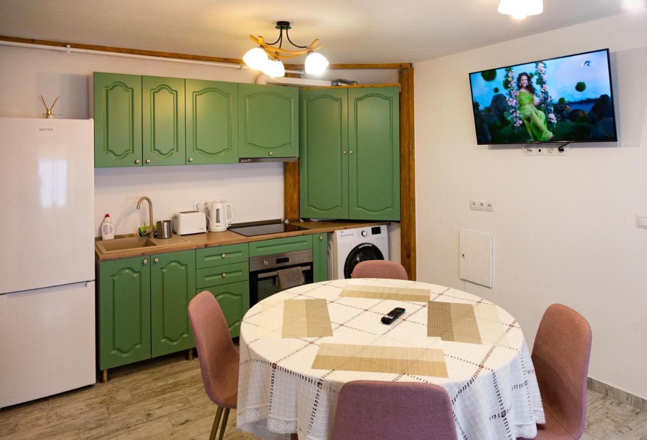 Stone Way Apartment Sibiu Esterno foto
