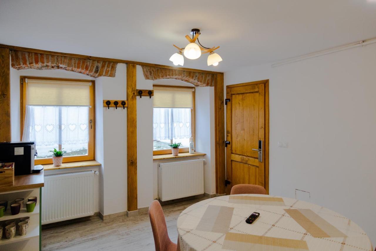 Stone Way Apartment Sibiu Esterno foto