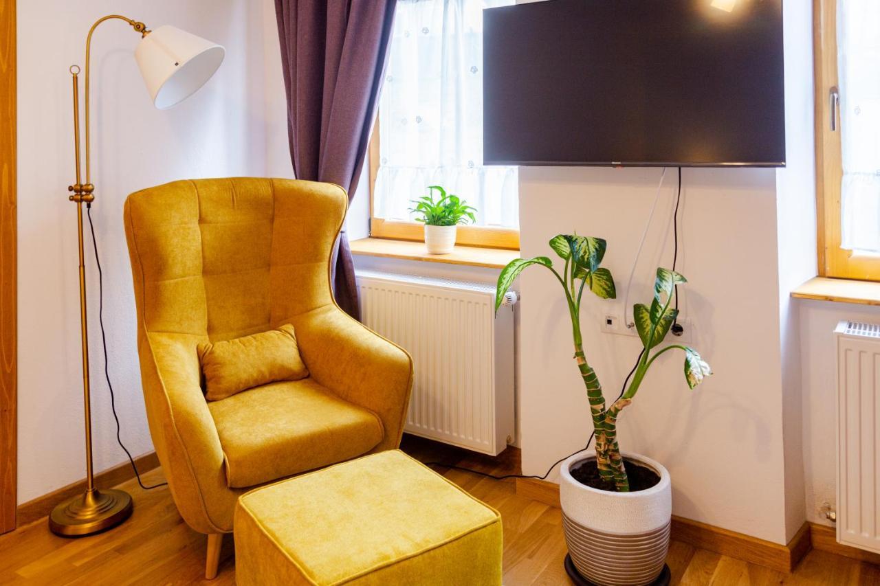 Stone Way Apartment Sibiu Esterno foto