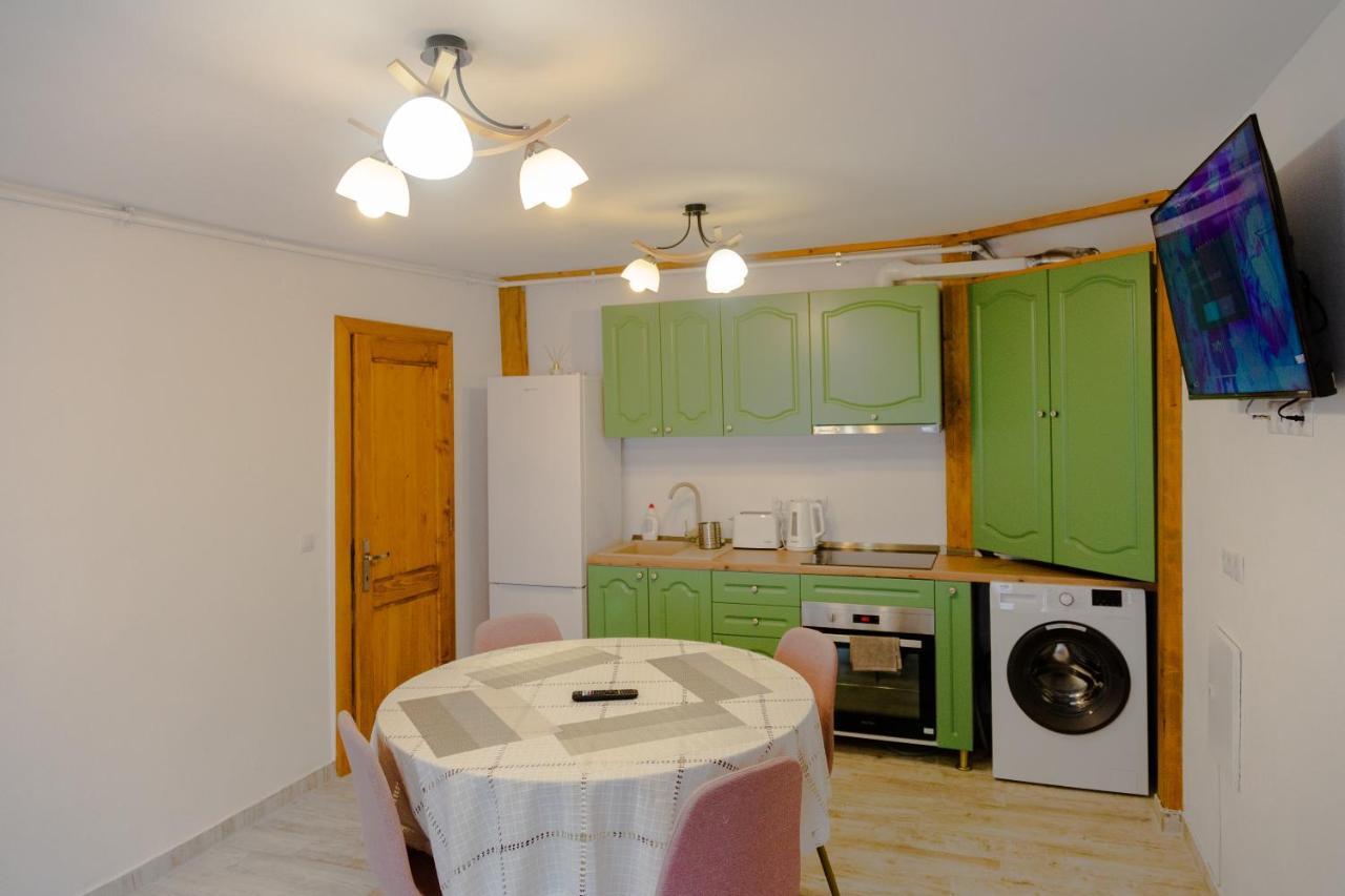 Stone Way Apartment Sibiu Esterno foto
