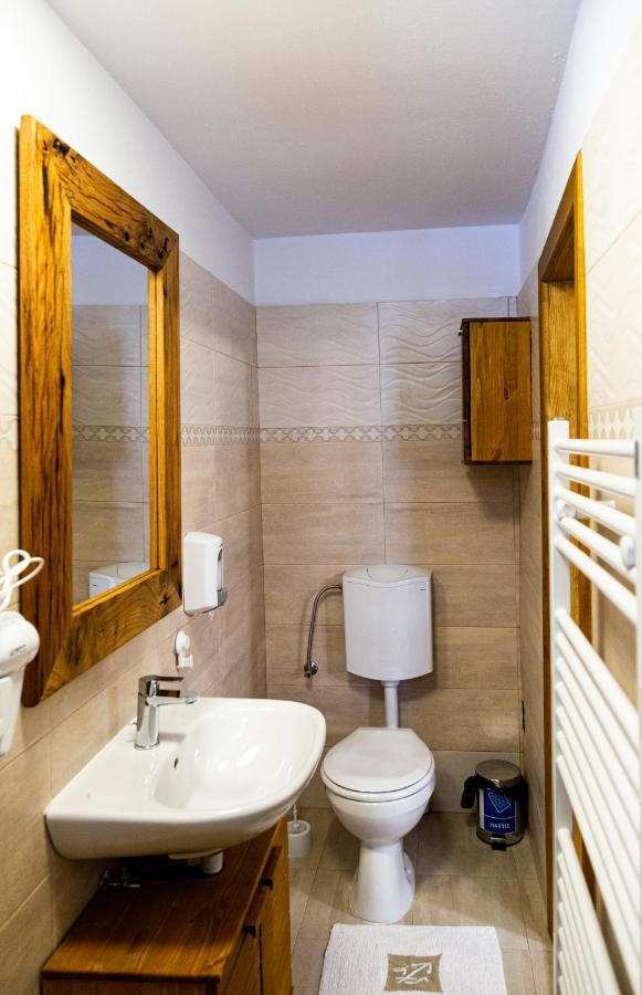 Stone Way Apartment Sibiu Esterno foto