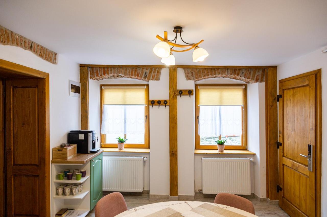 Stone Way Apartment Sibiu Esterno foto